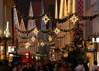 Kerstverlichting-winkelstraat